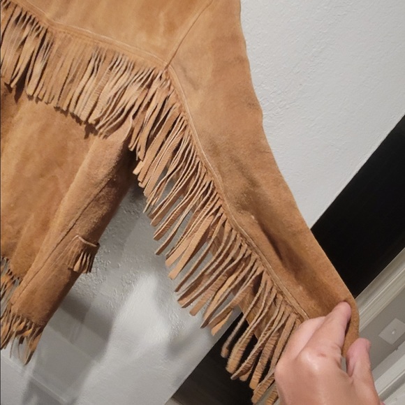 Vintage suede camel tan fringe sweater size medium - Picture 11 of 14